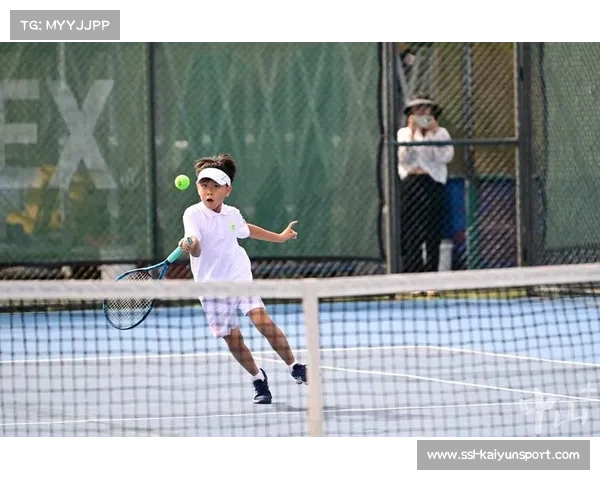 2025年广东省青少年网球排名赛在江门举行 吸引超千名运动员 2025年广东省青少年网球排名赛在江门举行 吸引超千名运动员